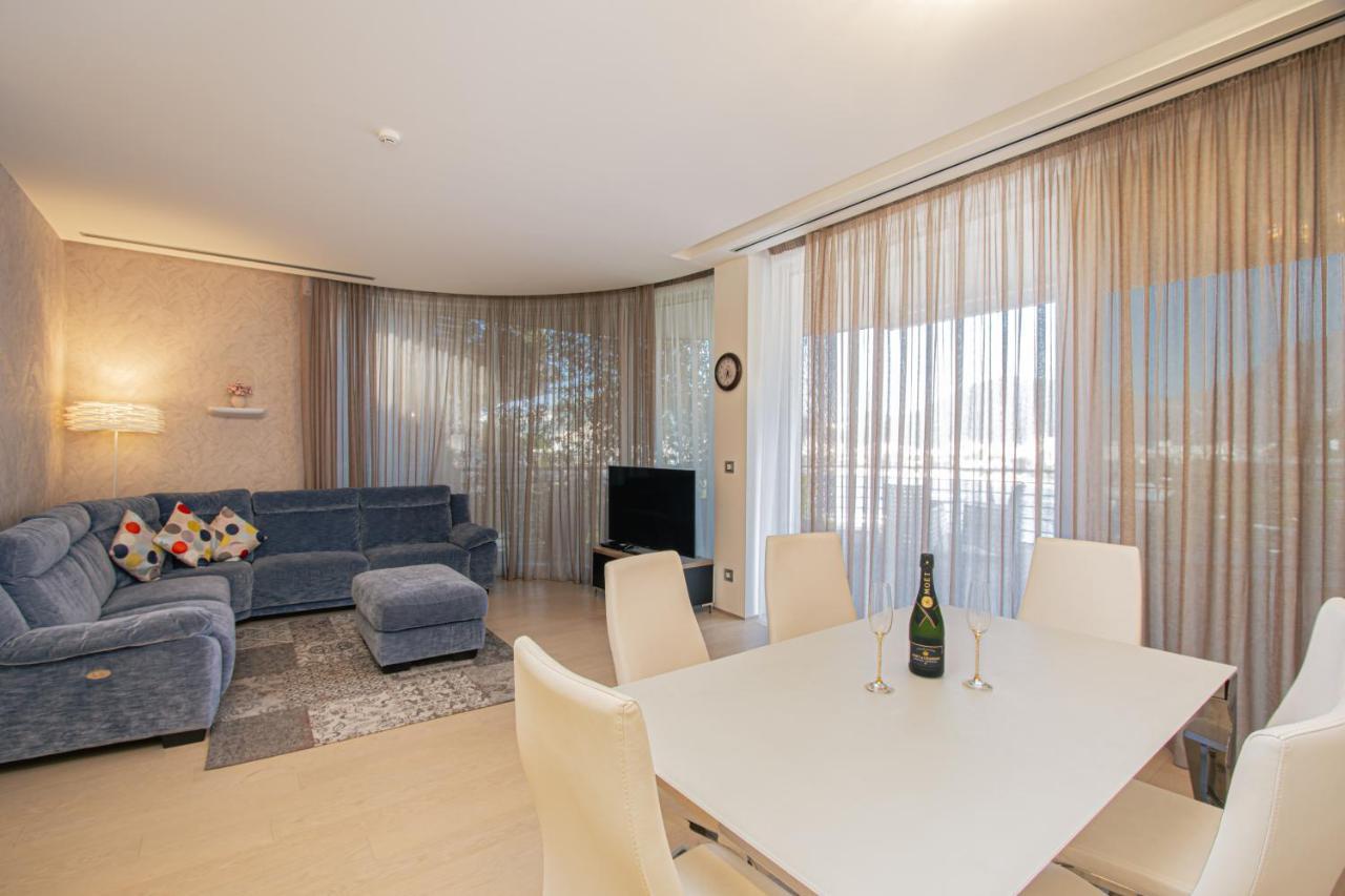 Luxe 3 Bedrooms Apartament *