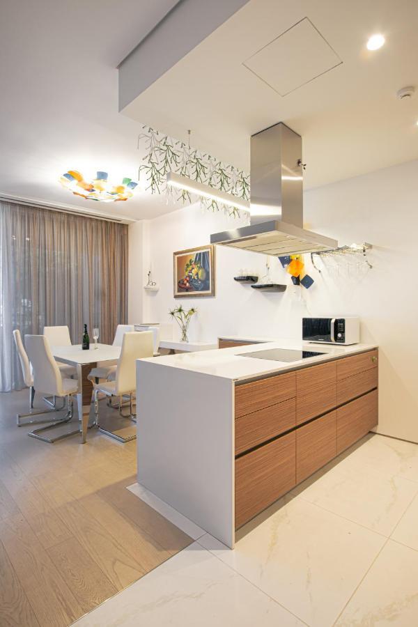 Luxe 3 Bedrooms Apartament *